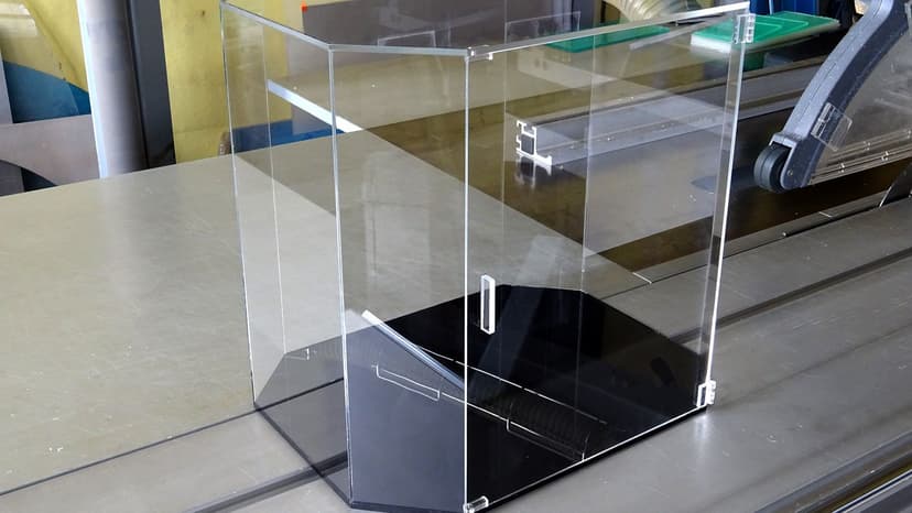 Professional acrylic glass tubing installation project